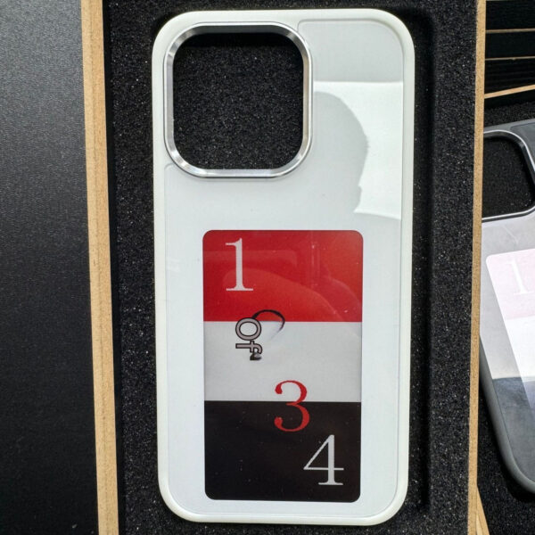 E-ink Screen Phone Case Unlimited Screen Projection Personalized Phone Cover Battery Free New Designer Luxury Phone Case – Image 8