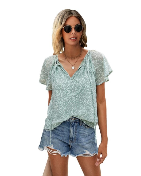 Printed Lotus Leaf Sleeves V Neck Floral Blouse With Short Sleeves – Image 2